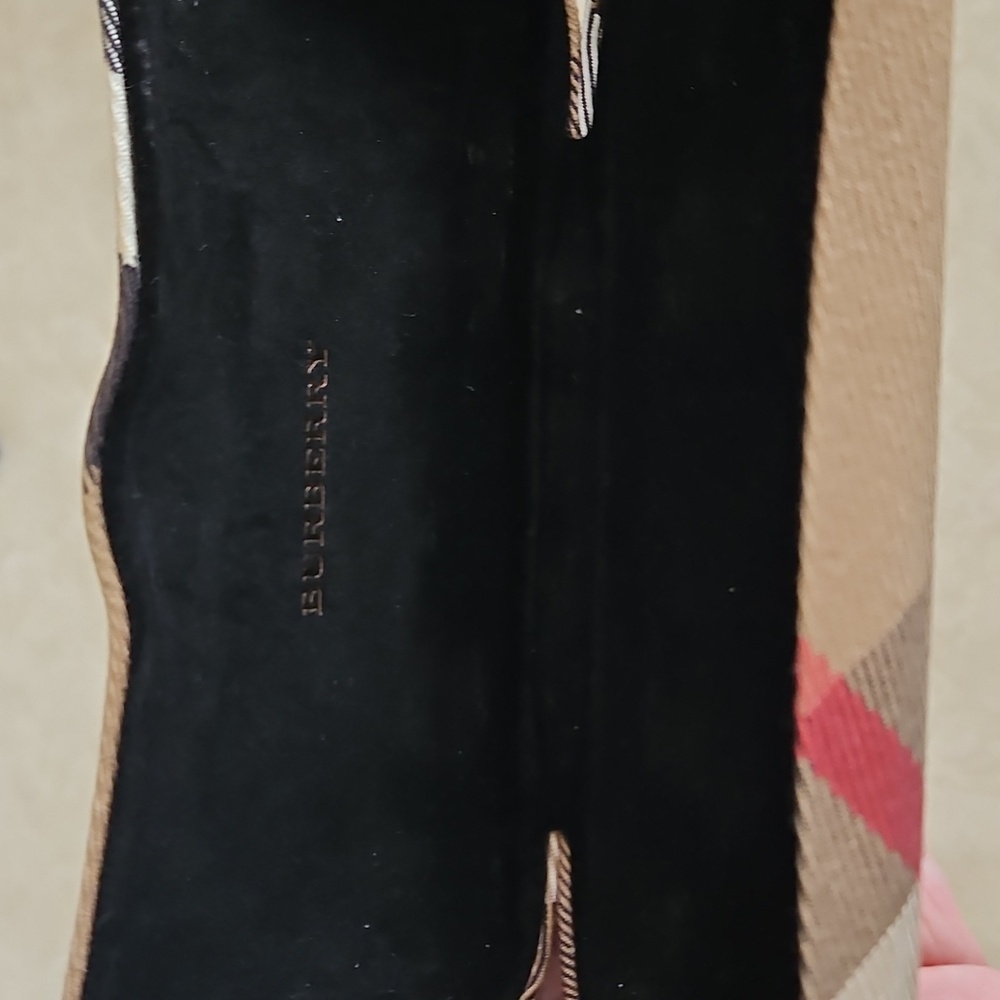 Burberry Eyeglasses & Hard Case & Cleaning Cloth. - Picture 7 of 10